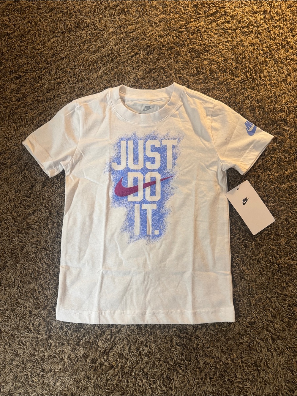 Nike tee